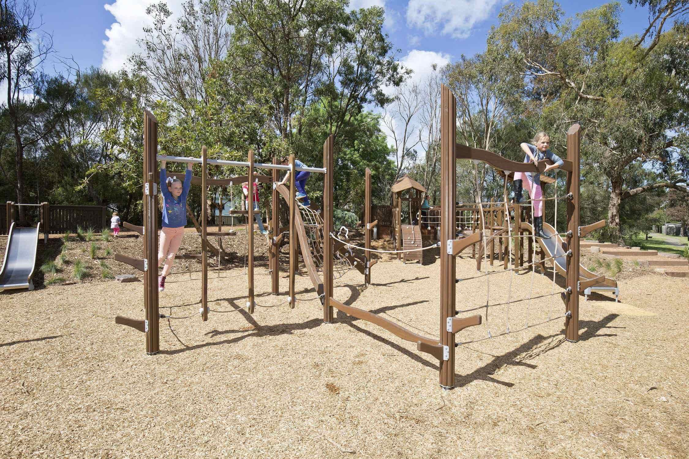 兒童戶(hù)外攀爬設(shè)備