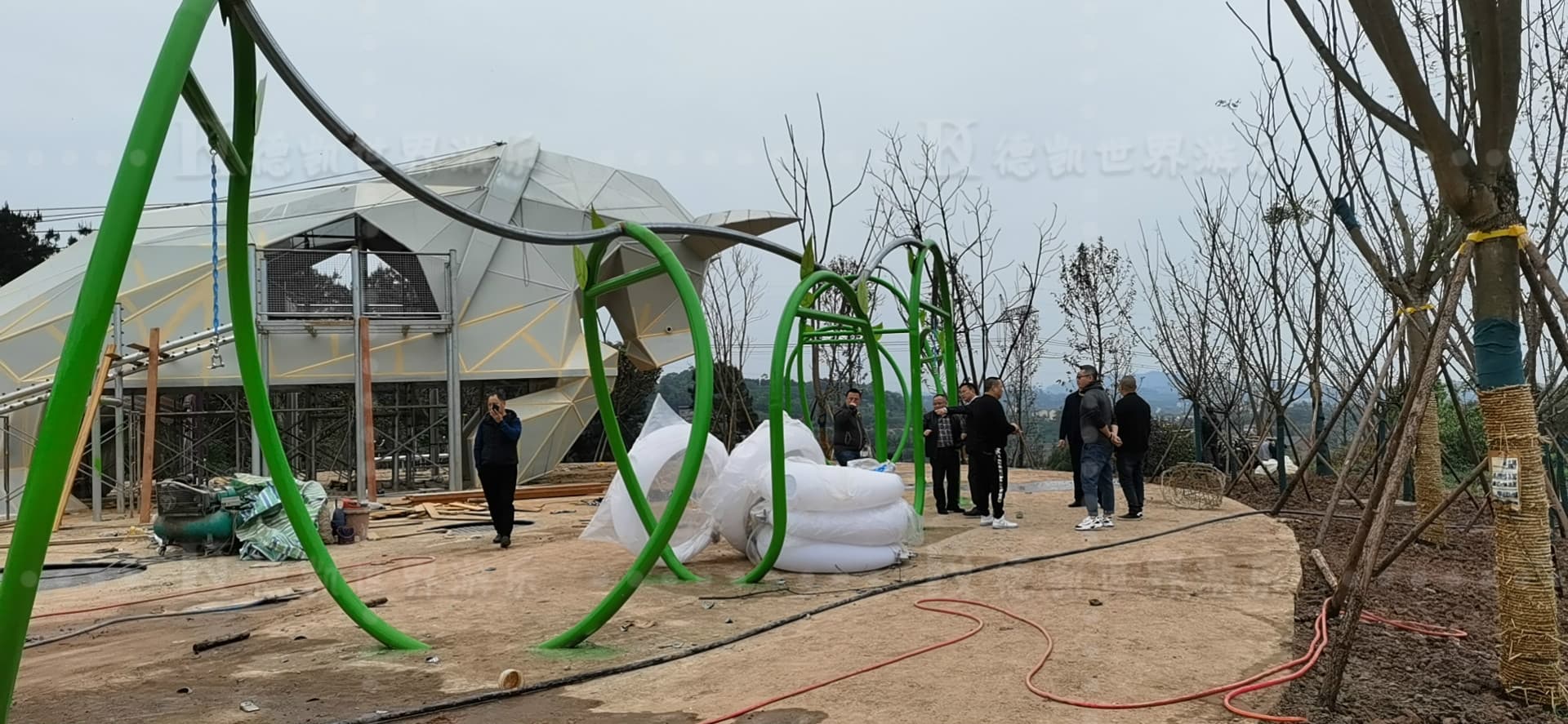 兒童游樂設(shè)備